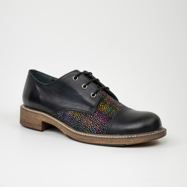 Дамски ниски обувки от естествена кожа в черно Обувки Жанет